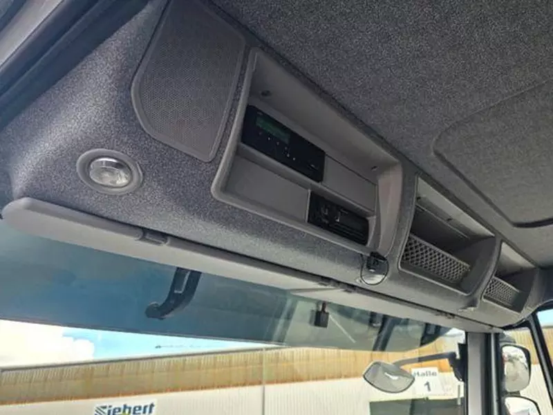 Astra HD9 Iveco 84.50-80 8x4 samosval mexanik uzatmalar qutisi bilan