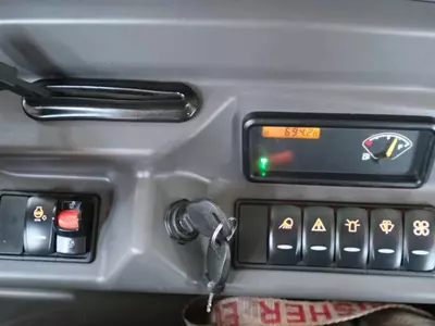 Гусеничные мини экскаватор Volvo ECR 25 D