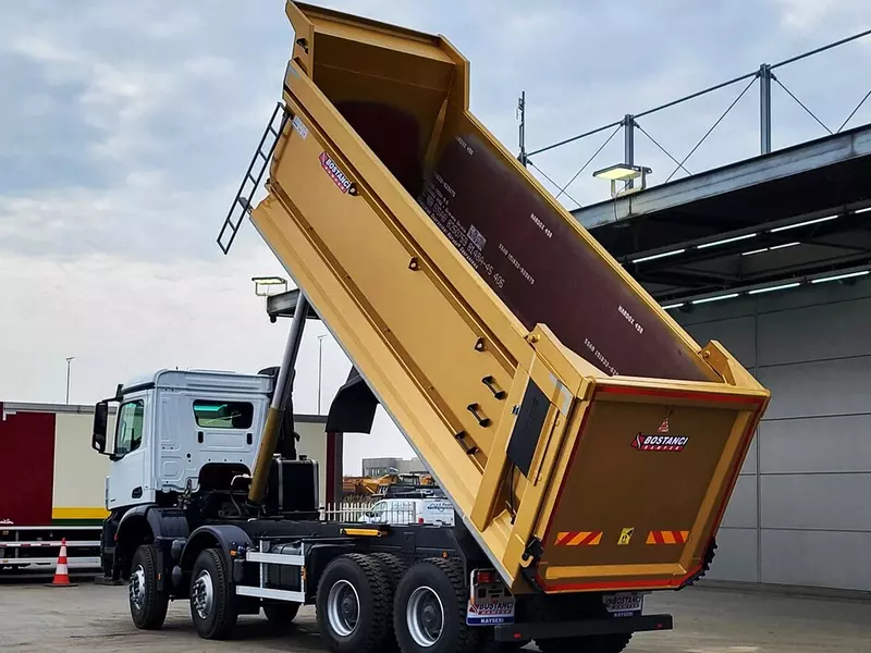  Mercedes Arocs 4851 samosvali - 