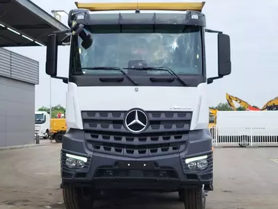   Mercedes Arocs 4851 samosvali