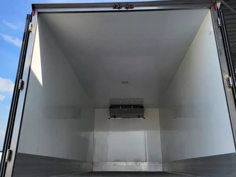  Fresh online©️ - Холодильник грузовик Mercedes Atego 1725