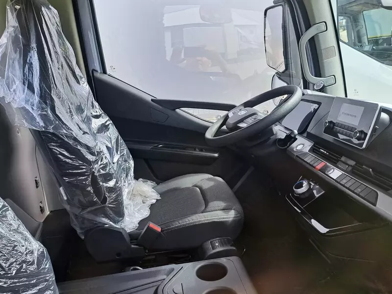  Тентованный грузовик BYD ETM6 SWB 4×2 (100% Electric) - Бортовые грузовики