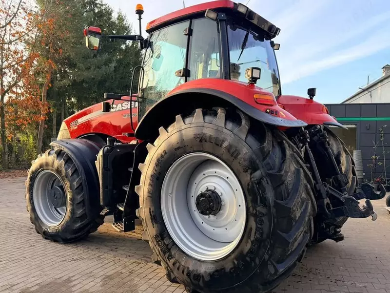   Case IH Magnum 370 CVX g‘ildirakli traktori