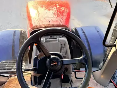 Трактор колесный Case IH Magnum 370 CVX