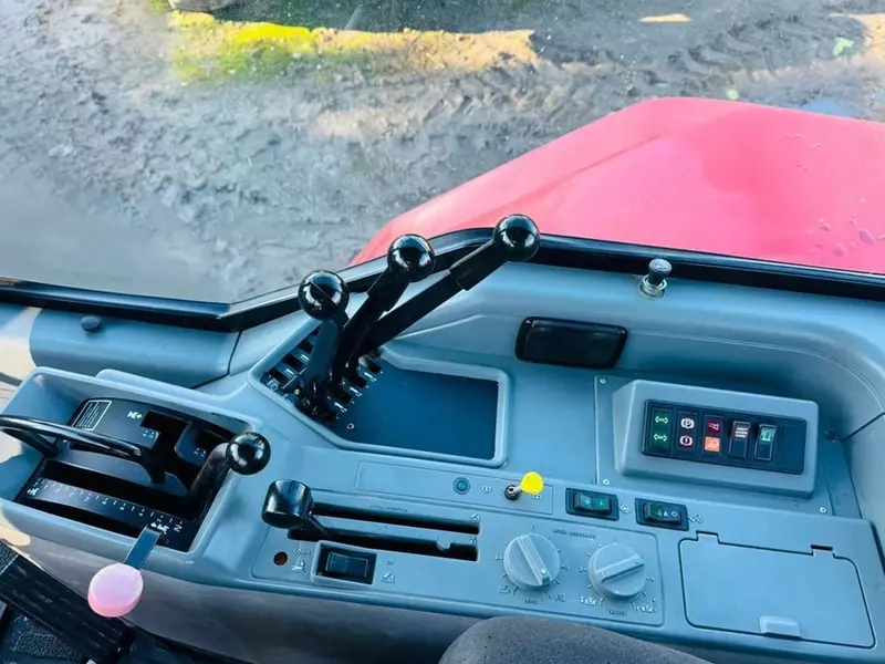 Трактор колесный Case IH Magnum 7210 Pro