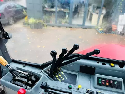 Трактор колесный Case IH Magnum 7250 PRO