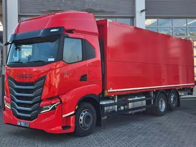 Iveco AS260S50Y/FS yuk mashinalari
