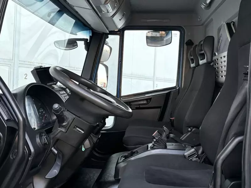  Грузовые автомобили Iveco Eurocargo ML160E28 ThermoKing R1200R LBW Tür AHK - Бортовые грузовики