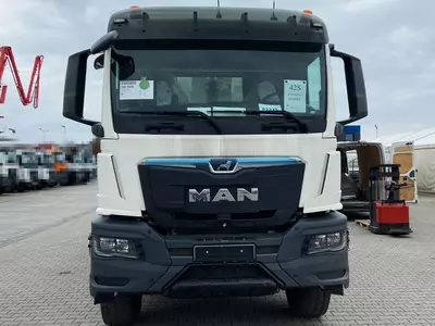   MAN TGS 41.400 samosvali  8x4  Tipper  Euro2