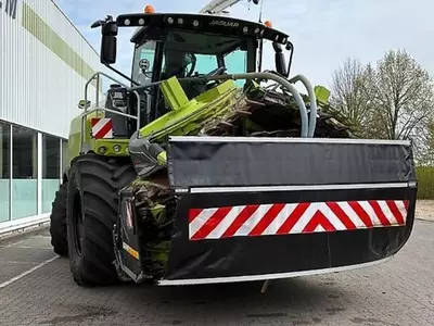   CLAAS jaguar 990 ozuqa yig‘ish kombayni