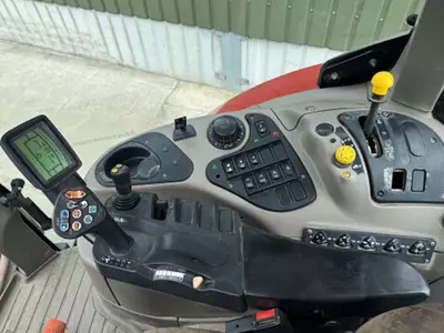 Трактор колесный Case IH Puma 210