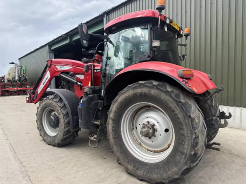  Трактор колесный Case IH Puma CVX 160 в комплекте с погрузчиком Quicke Q6M - 