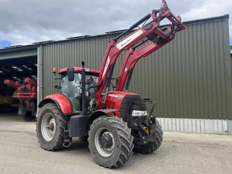   Трактор колесный Case IH Puma CVX 160 в комплекте с погрузчиком Quicke Q6M