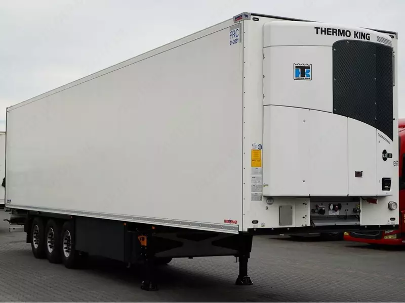   Полуприцеп-рефрижератор Schmitz Cargobull / CHŁODNIA