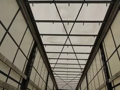 Тентованный полуприцеп Krone STANDARD