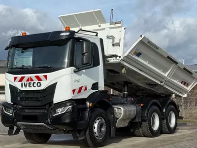 Самосвал IVECO AD_29.480 K / 6X4