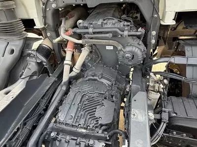 Самосвал IVECO AD_29.480 K / 6X4