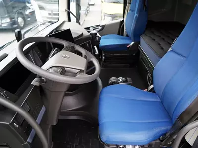 Тентованный грузовик Volvo FH 500
