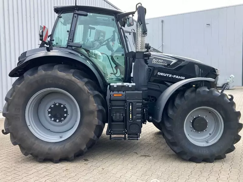 Трактор колесный Deutz-Fahr 6230 TTV BLACK-WARRI