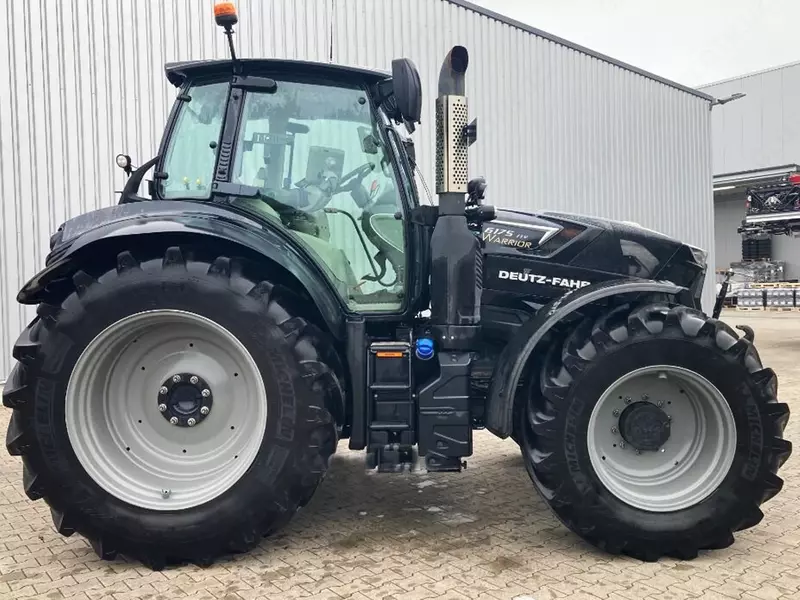 Трактор колесный Deutz-Fahr 6175 TTV / MS BLACKW
