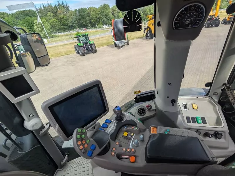 Трактор колесный Deutz-Fahr 9340 TTV BLACK-WARR