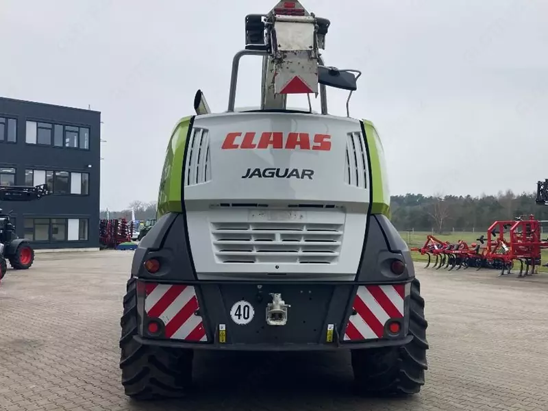 Кормоуборочный комбайн Claas JAGUAR 970
