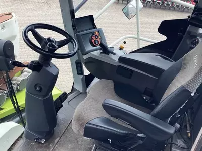 Кормоуборочный комбайн Claas JAGUAR 970