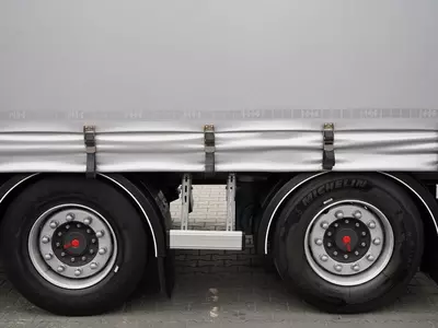 Тентованный прицеп Fruehauf / PRZYCZEPA / PRZEJAZDOWA / OSIE SAF