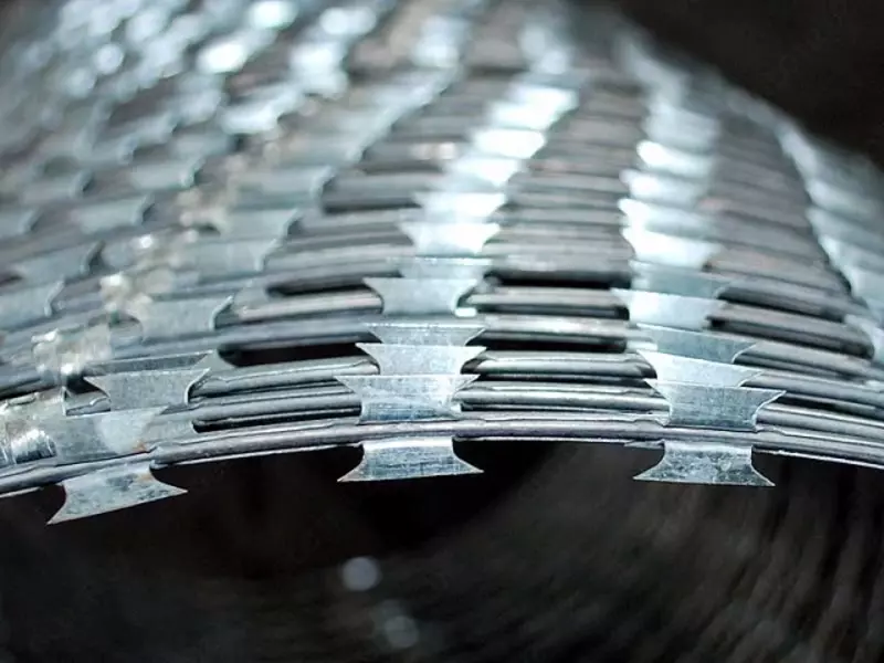 Проволока колючая «Егоза»