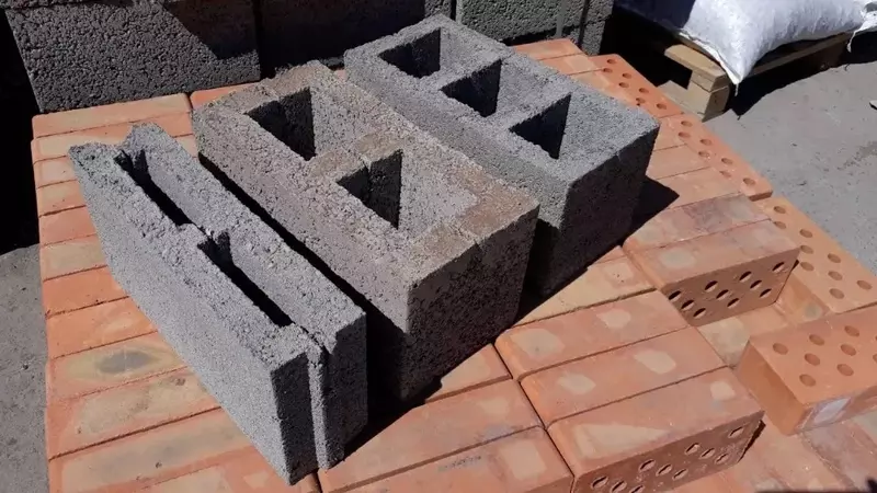 Газобетонные блоки высокоточные, различных размеров.