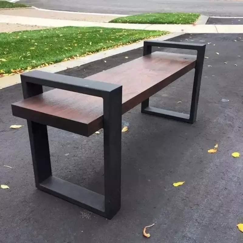 Скамейка уличная декоративная