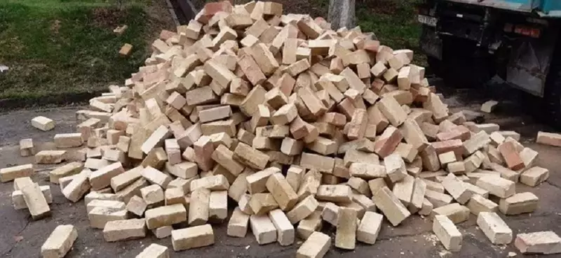Кирпич строительный жженый, арт 016