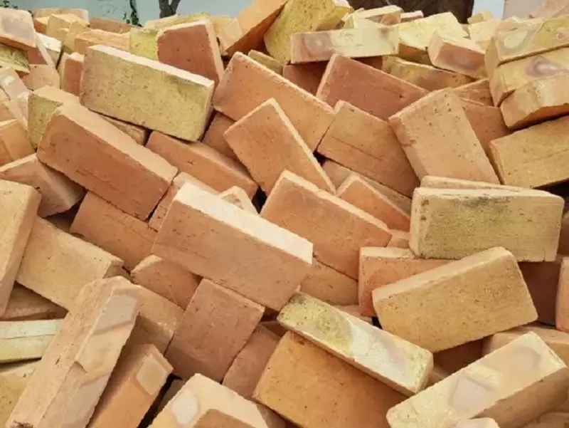 Кирпич строительный жженый