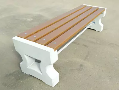 Скамейка бетонная парковая