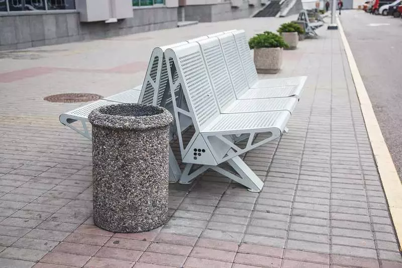 712 000 сум Урна деревянная на железобетонном основании N3