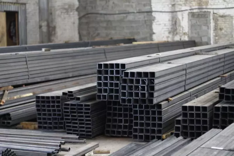 Труба профильная стальная (арт.018)