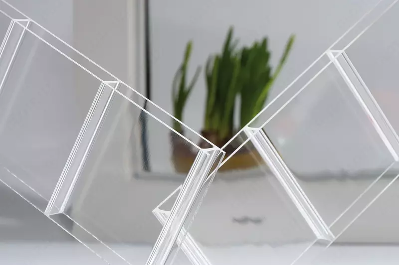 Акриловое оргстекло (арт.016) - 86 000 сум