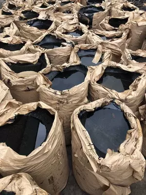 8 700 сум / кг. Битум строительный (арт.007)