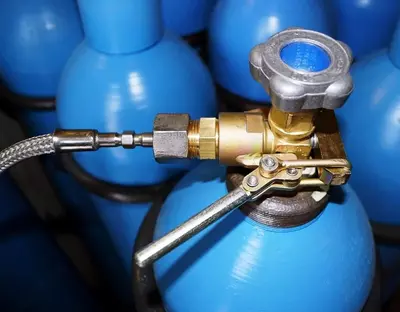 Kislorod balloni (m. 006)