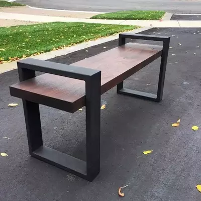 Ochiq dekorativ skameyka (model 072)