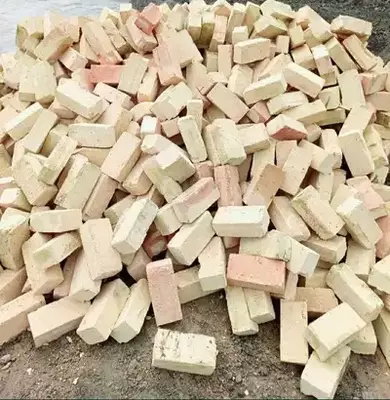 Kuygan g'isht (qizil)