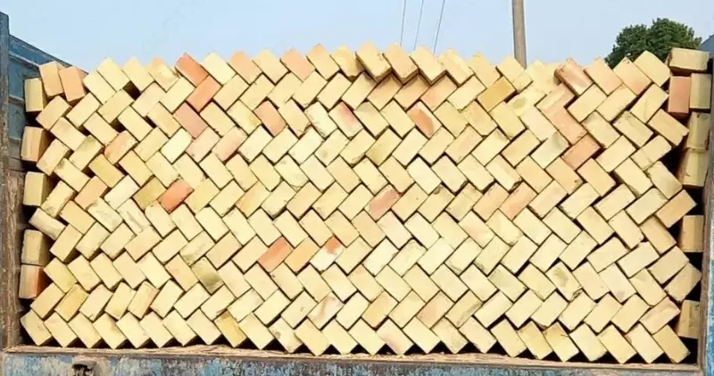 Кирпич жженый (красный)