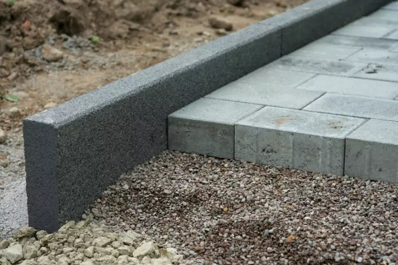 Yo'lak toshlari (yulka plitalari) 036-modda - 56 000 so'm