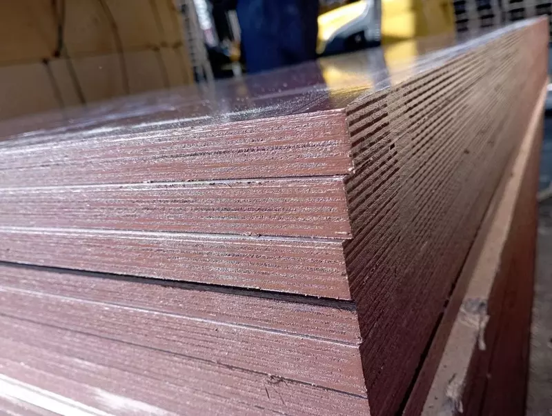 335 500 so'm Finlyandiya laminatlangan kontrplak (art.043)