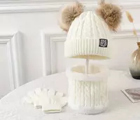 шапка вязанная теплая Набор из трех предметов для детей