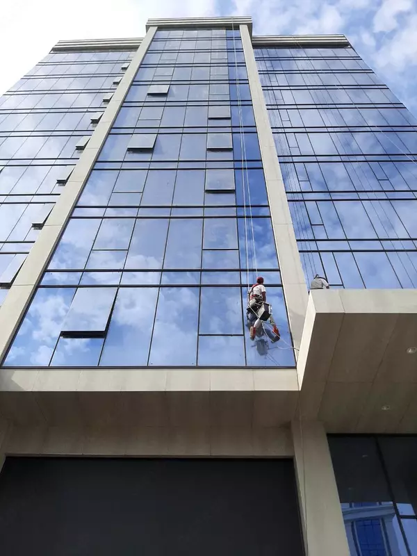 Клининговая компания МаксХелп - Профессиональная генеральная уборка