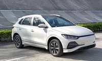BYD E2 (белый)