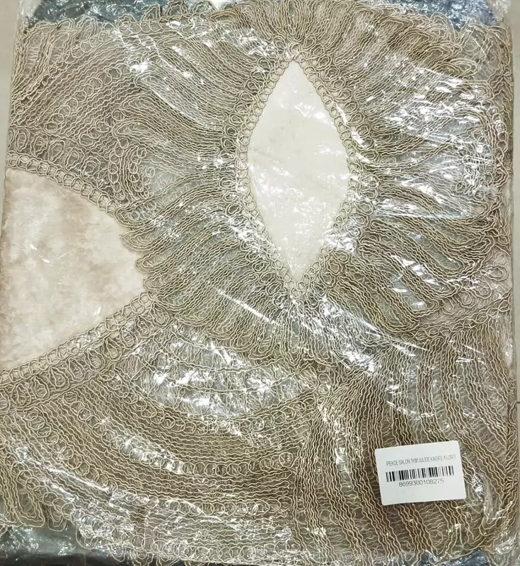 Декоративные салфетки бархатные в комплекте 5 шт. - 220 000 сум