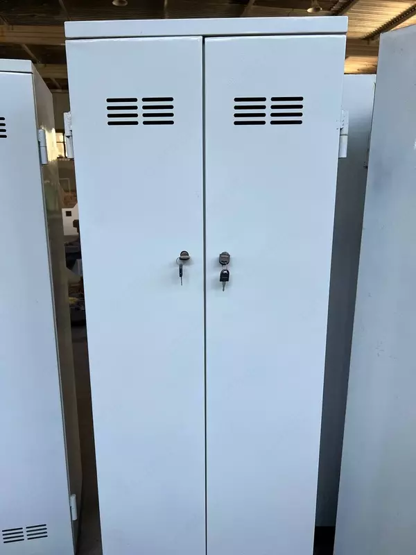 Шкаф для одежды