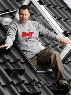 Мансардное окно в Самарканде VELUX TexnoDAT